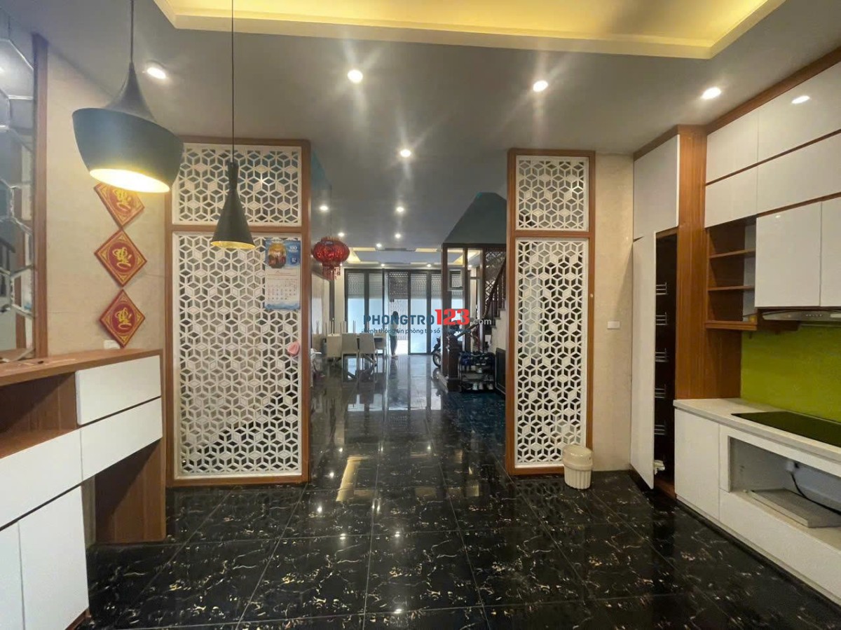 Nhà riêng ngõ 120 phố định công gần giải phóng dt70m2x4t giá 23tr