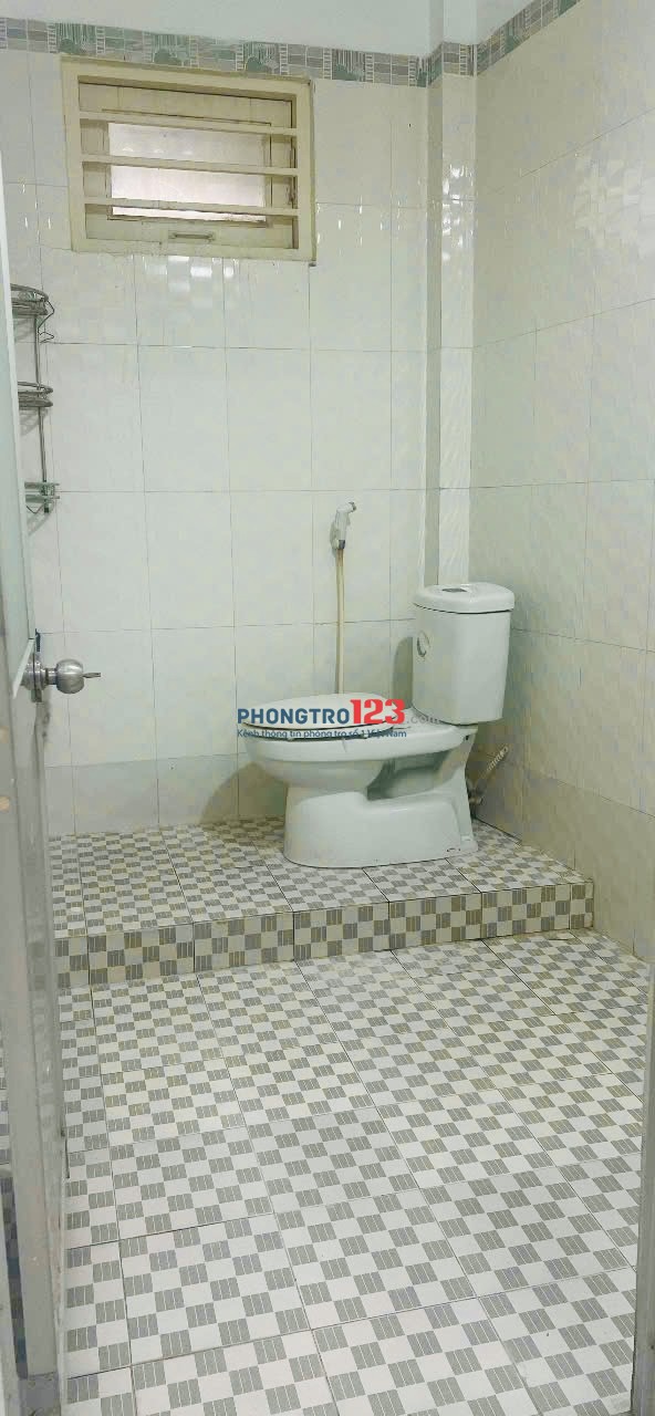Nhà cấp 4 nguyên căn, đường 42 gần bệnh viện Lê Văn Thịnh, rộng phù hợp với gia đình có nhỏ