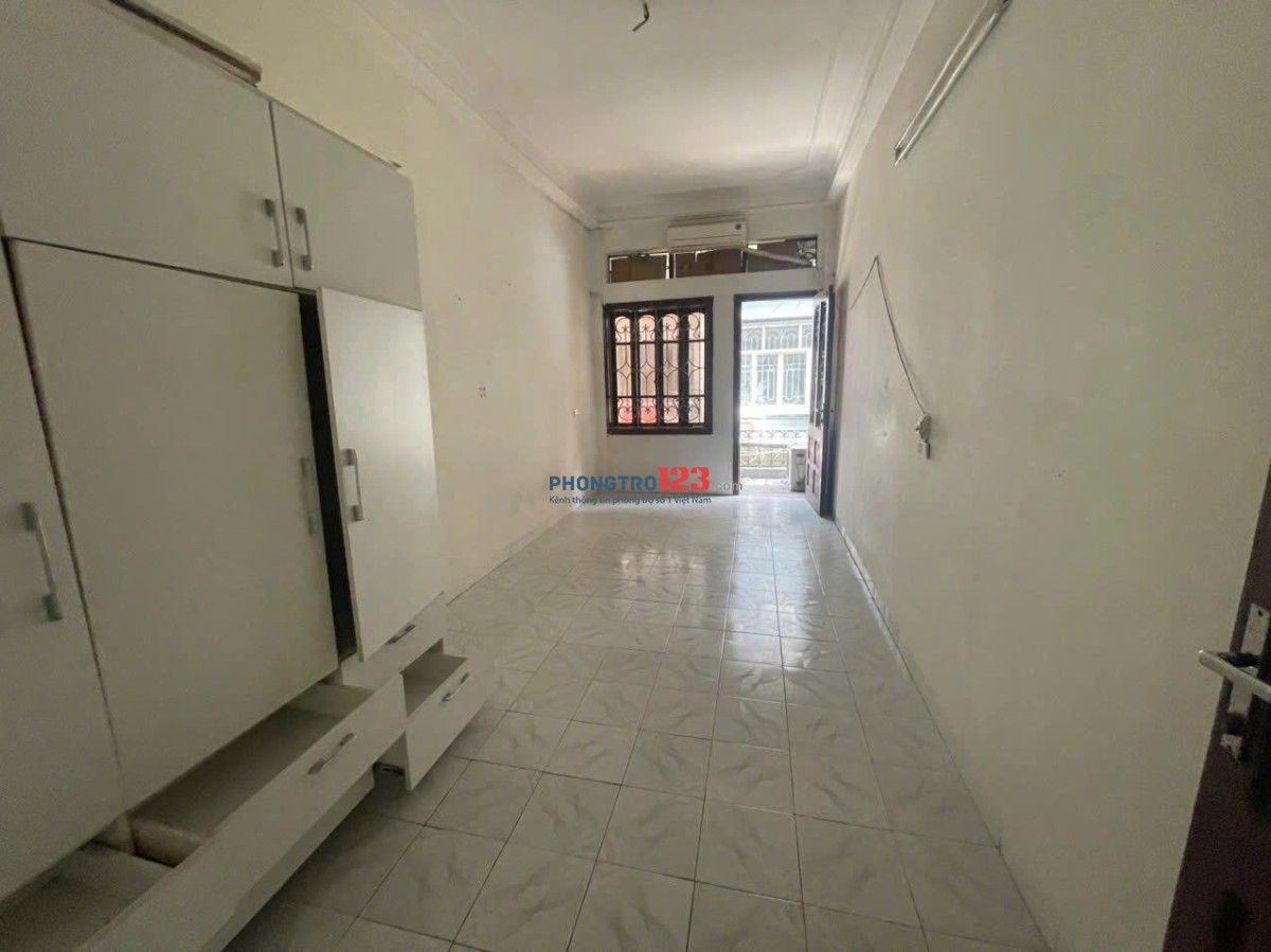 Cho thuê nhà riêng Tam Trinh, Hoàng Mai, dt30m2x4t, giá 9 triệu