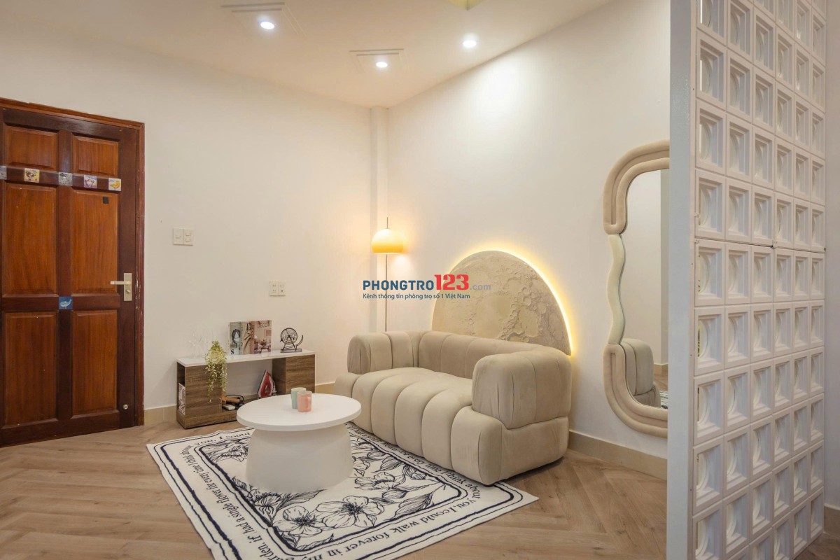CĂN HỘ FULL NỘI THẤT - CHO NUÔI PET NGÃ TƯ HÀNG XANH GẦN ĐH CÔNG NGHỆ, ĐH NGOẠI THƯƠNG...