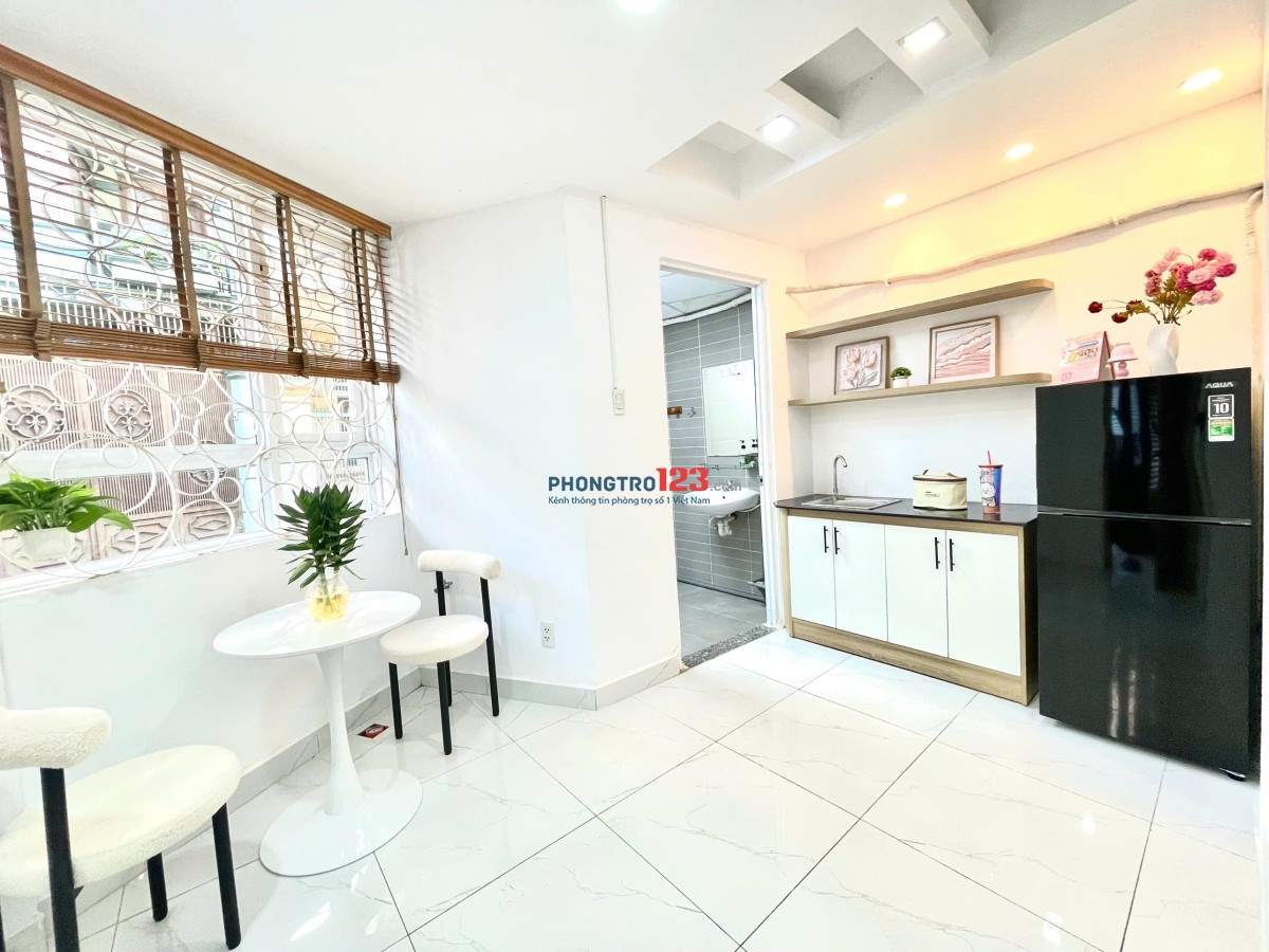 CĂN HỘ FULL NỘI THẤT TÁCH BẾP HIỆN ĐẠI TẠI TRƯƠNG QUỐC DUNG PHÚ NHUẬN. GẦN ĐH MỞ, ĐH KINH TẾ...