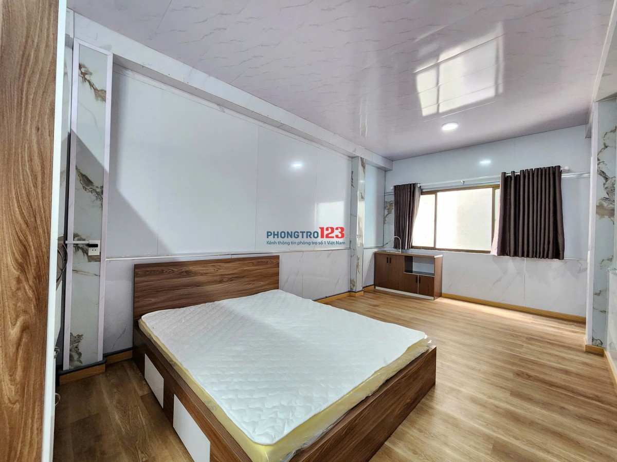 Phòng Lớn - Cửa Sổ - Full NT - Cộng Hòa - Hoàng Hoa Thám - giá 4tr3