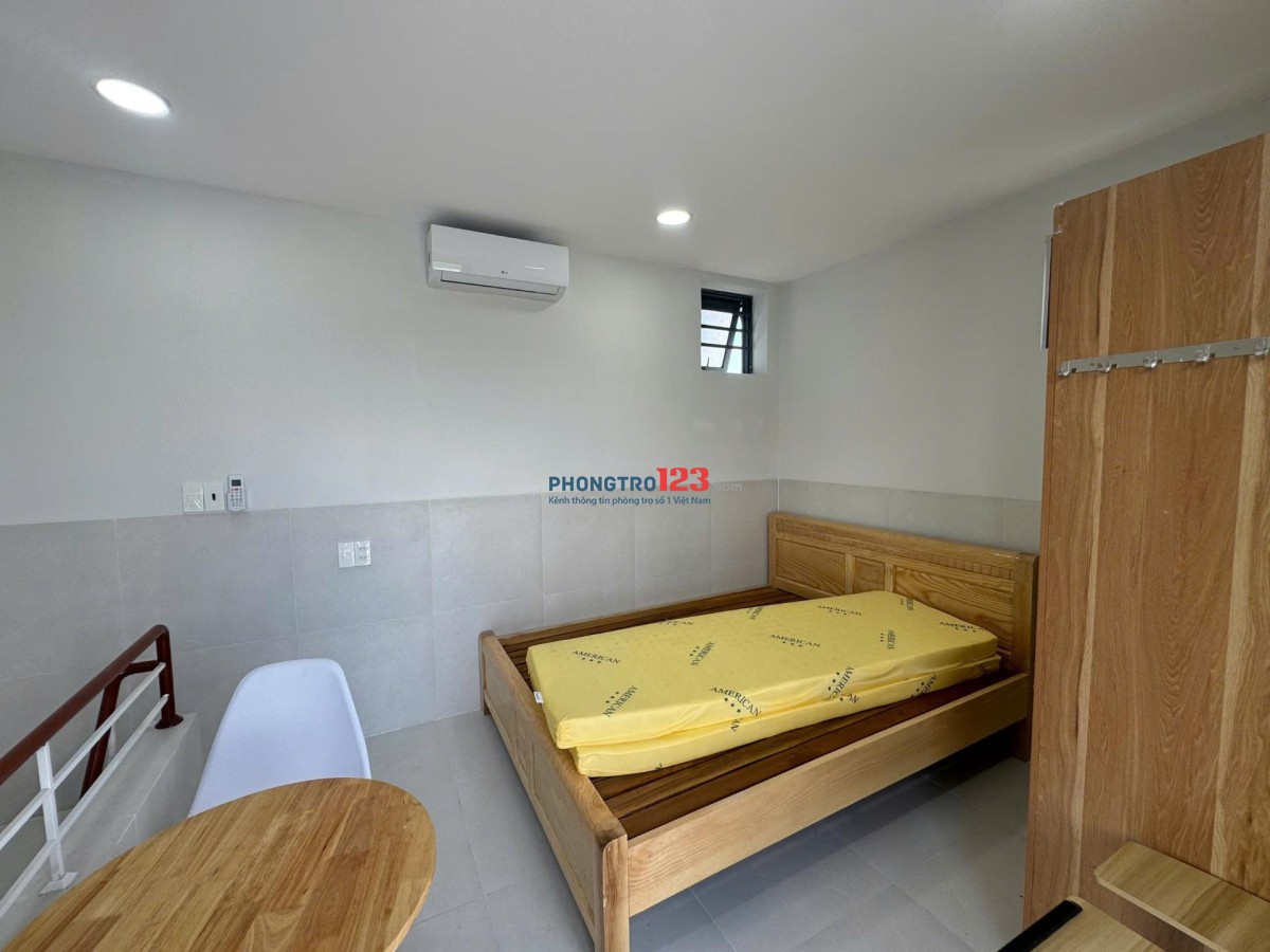 Kiot 1 trệt-1 lầu Full nội thất gần KDC Tân Đô