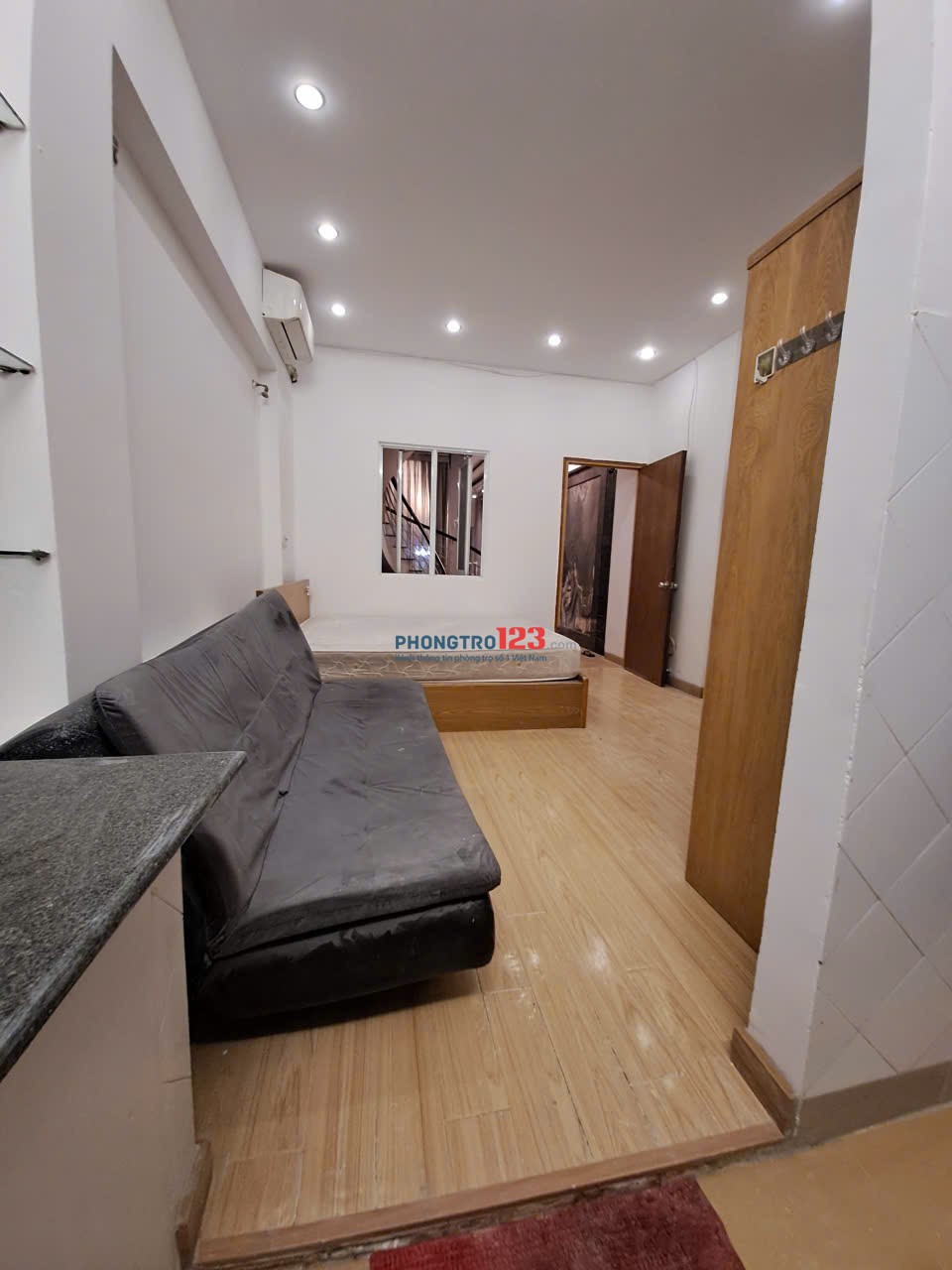 CĂN HỘ TÁCH BẾP - FULL NỘI THẤT NGAY TRUNG TÂM Q1 , TRẦN QUANG KHẢI