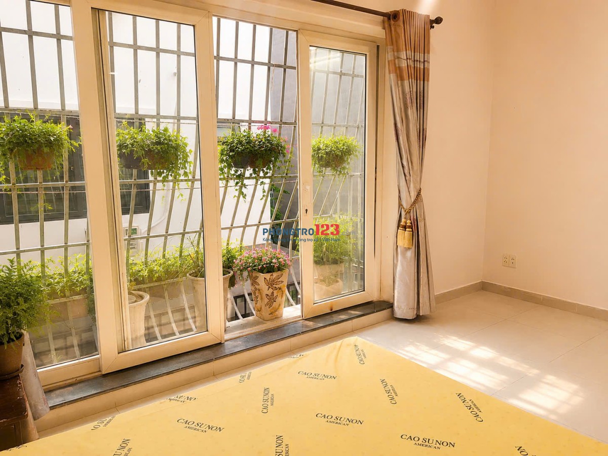 PHÒNG BÌNH CHÁNH SẲN NỘI THẤT - VIEW CÂY XANH - TÁCH BẾP