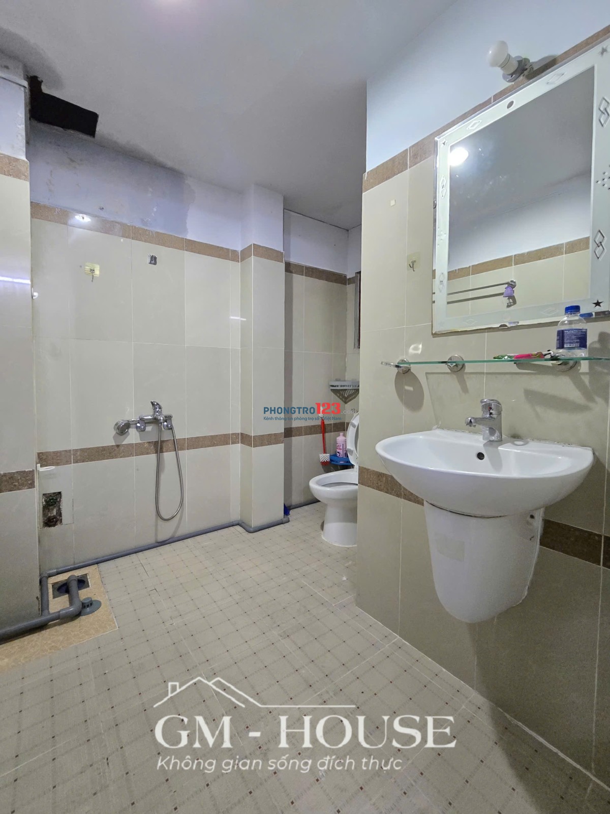  **Địa chỉ:** 178 Nguyễn Văn Thương, phường Thạnh Mỹ Tây (Bình Thạnh)