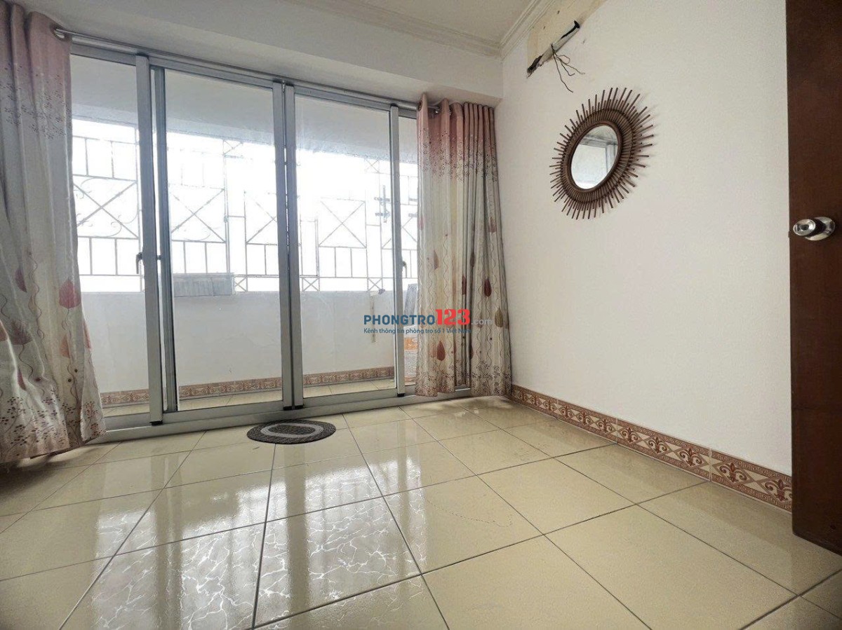 Chung cư Đặng Văn Ngữ 83m2, 2p ngủ, không nội thất, giá 11,5tr/tháng