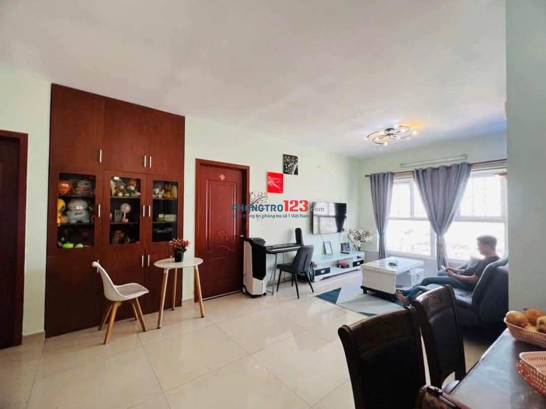 Cho thuê chung cư Phú Thọ, Nguyễn Thị Nhỏ - 90m2, 3PN, Full nội thất giá 14tr/tháng