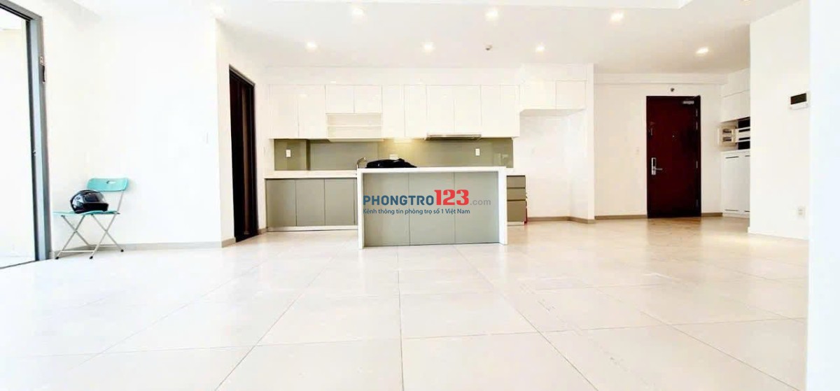 C/c 590 Cách Mạng Tháng 8, Quận 3 - 3PN/2WC/ 95m2 /Nhà trống giá 11 triệu/tháng