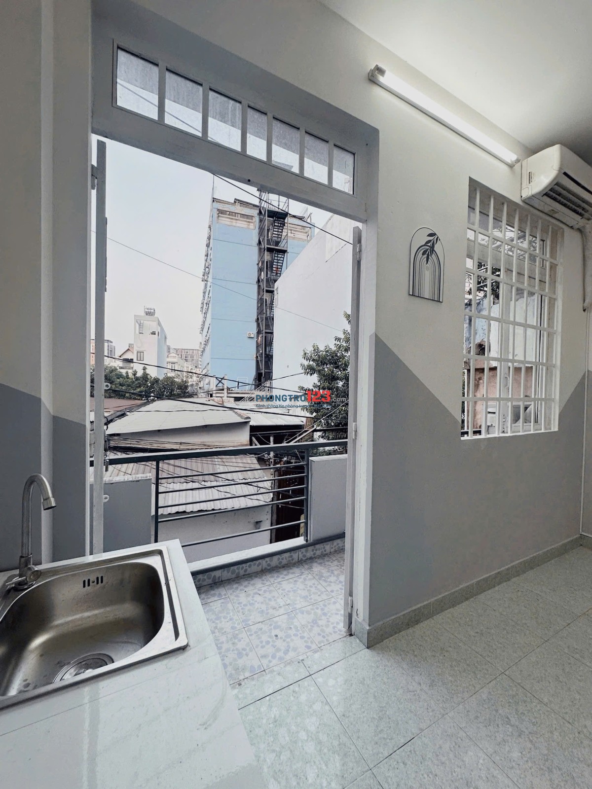CĂN HỘ DUPLEX BAN CÔNG - 30M2 - GẦN ĐH VĂN LANG - ĐẶNG THÙY TRÂM