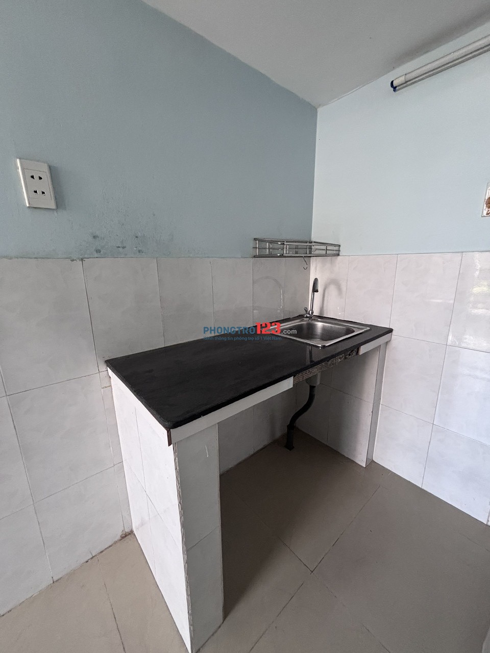 Phòng trọ gần: GTVT, HVBC Viễn Thông, Tài Chính Maketing, Sư Phạm KT, Hutech, Đường 102, Lã Xuân Oai