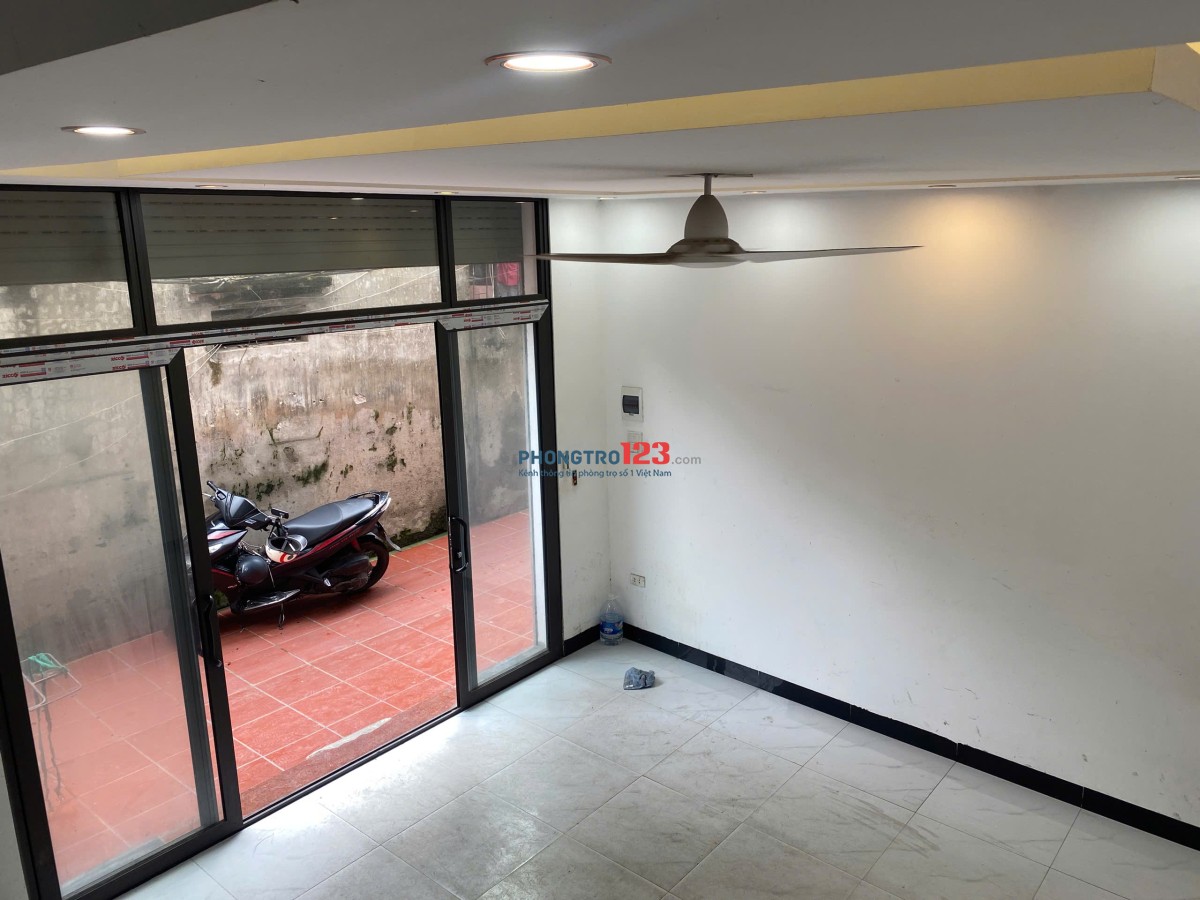 Cho thuê nhà riêng 5PN, 5WC tại số 43 ngõ 29 Hưng Phúc, 10 triệu, 38m2