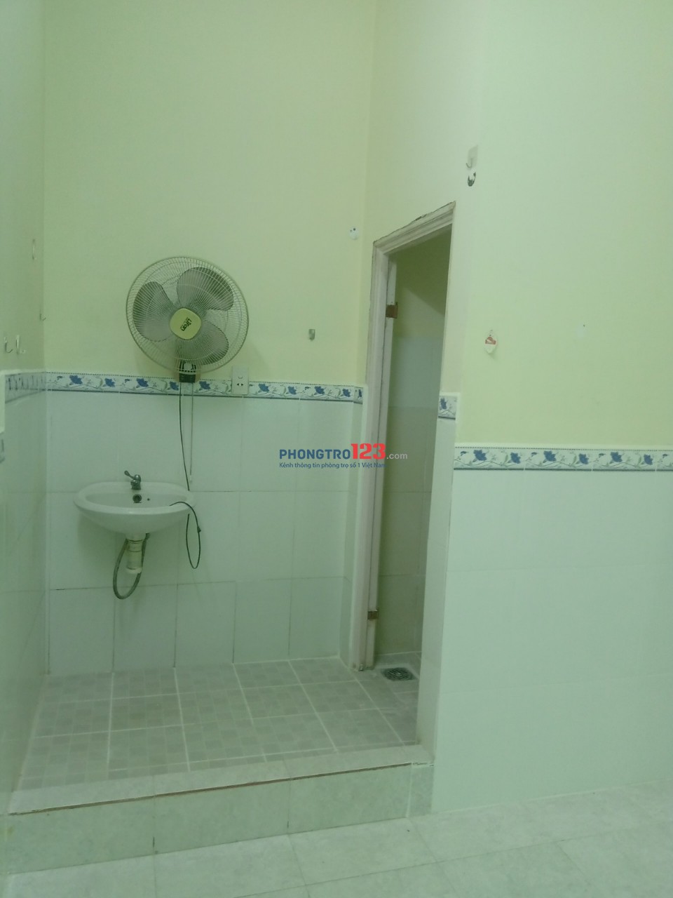 Cho thuê phòng ở đường Thành Thái Q10 gần ngã tư 3-2 Nguyễn Tri Phương