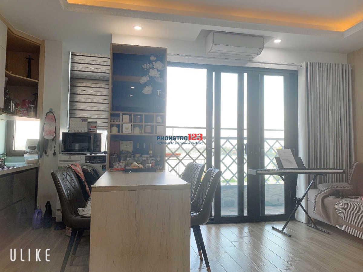Cho thuê Căn Chung cư mini 1N,1K Full đồ cực VIP, Ngõ rộng View toàn mặt hồ Tây. Chỉ 12tr