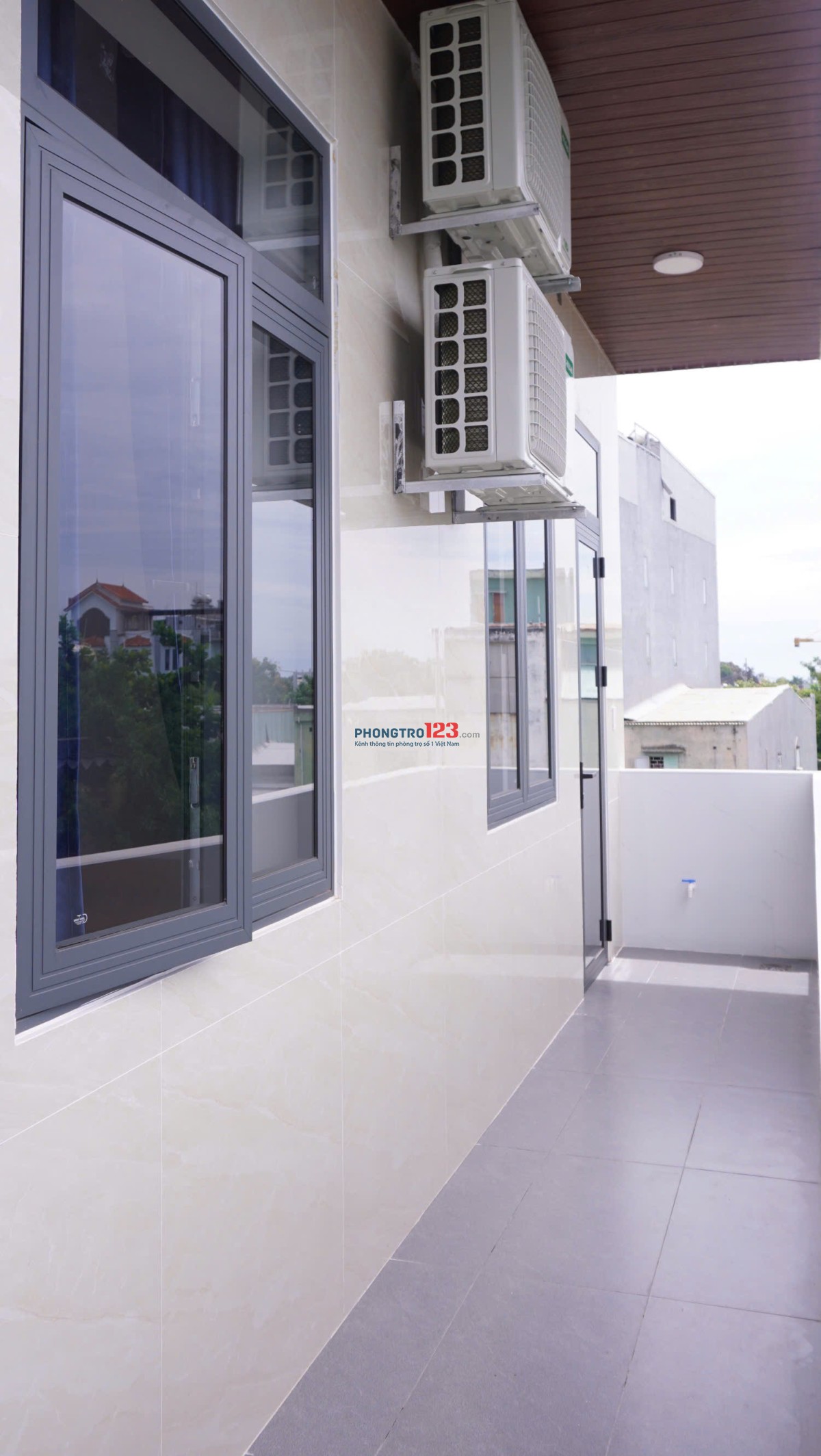 Gần Chợ- cách làng đại học 2km(kiệt rông 10m-3 hướng kiệt)