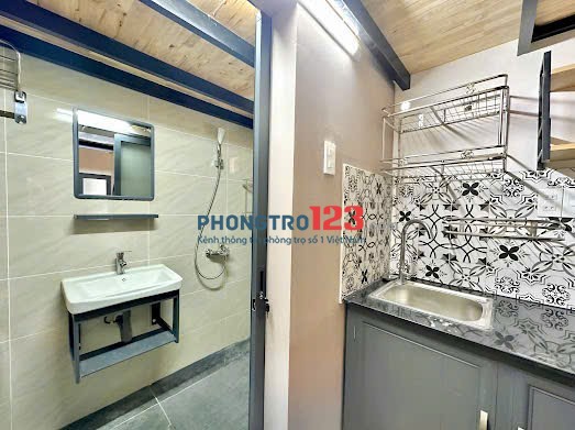 ​Studio mới keng gần chợ Bà Chiểu & ĐH Hồng Bàng – Cửa Sổ Thoáng Mát, full nội thất, dọn vào ở ngay
