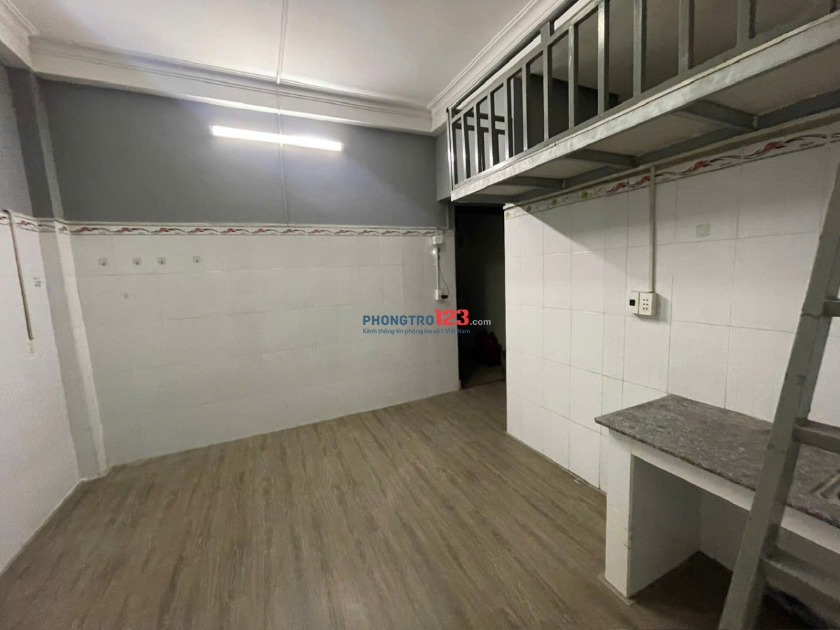 Phòng đẹp giá rẻ gần CĐ Công Nghệ TP.HCM và UTE