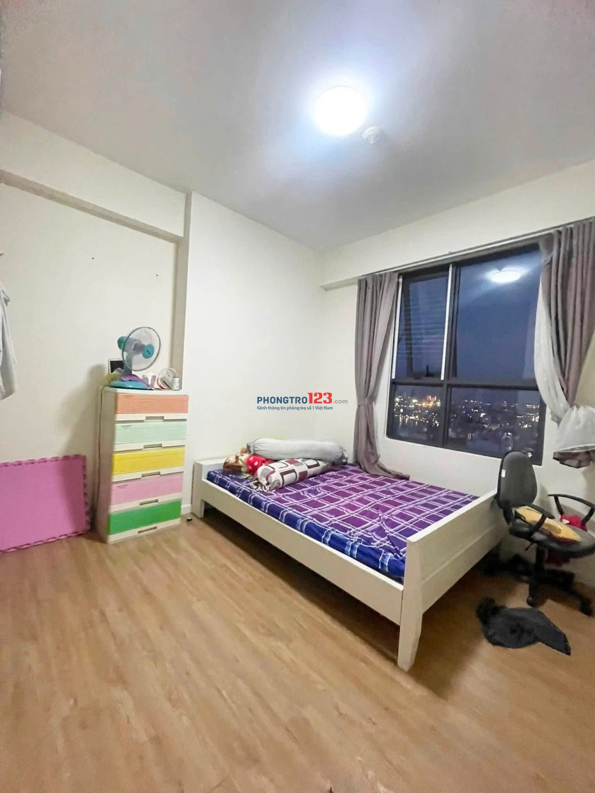 C/c Ruby Garden 2PN 77m2 Full nội thất giá 9.5 tr/th, cạnh sân bay TSN.DT: 77m2 ( 2PN-2WC- BAN CÔNG