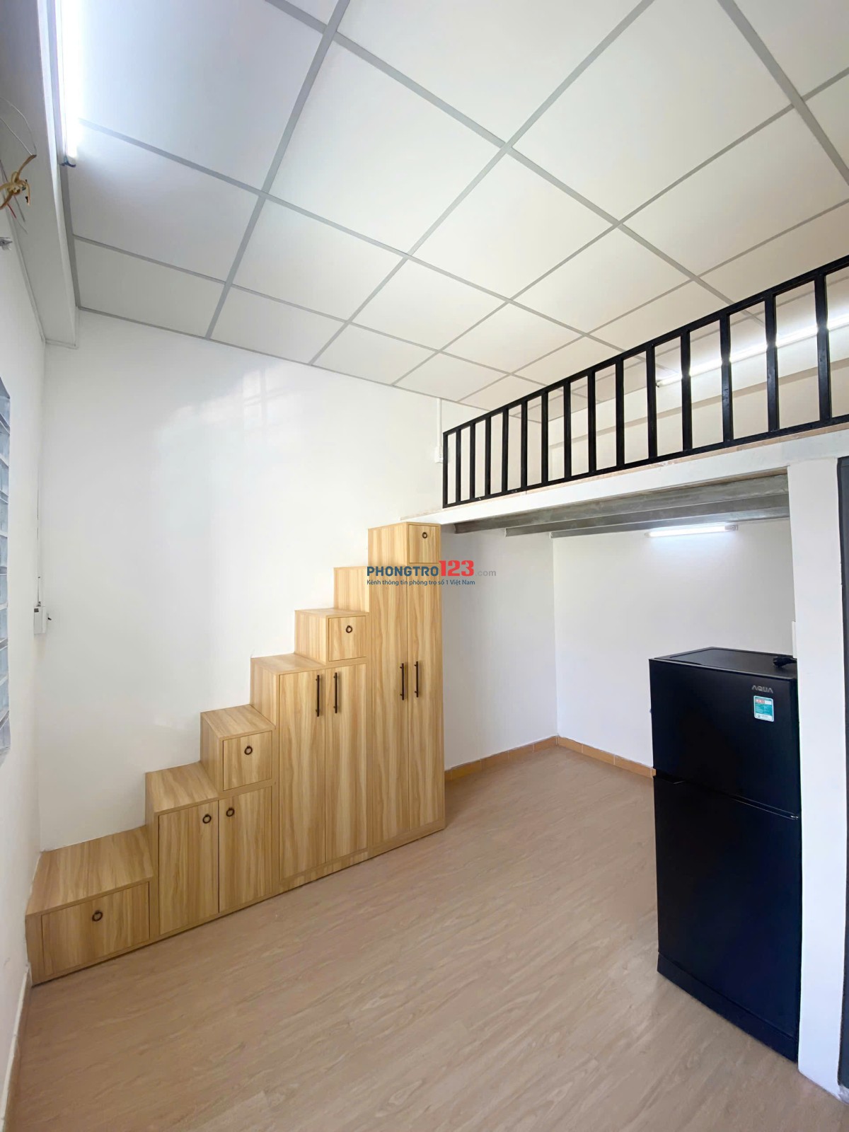 Cho thuê phòng 20m2, cửa sổ trời, full nội thất ngay Ung Văn Khiêm, Bình Thạnh gần trường đại học