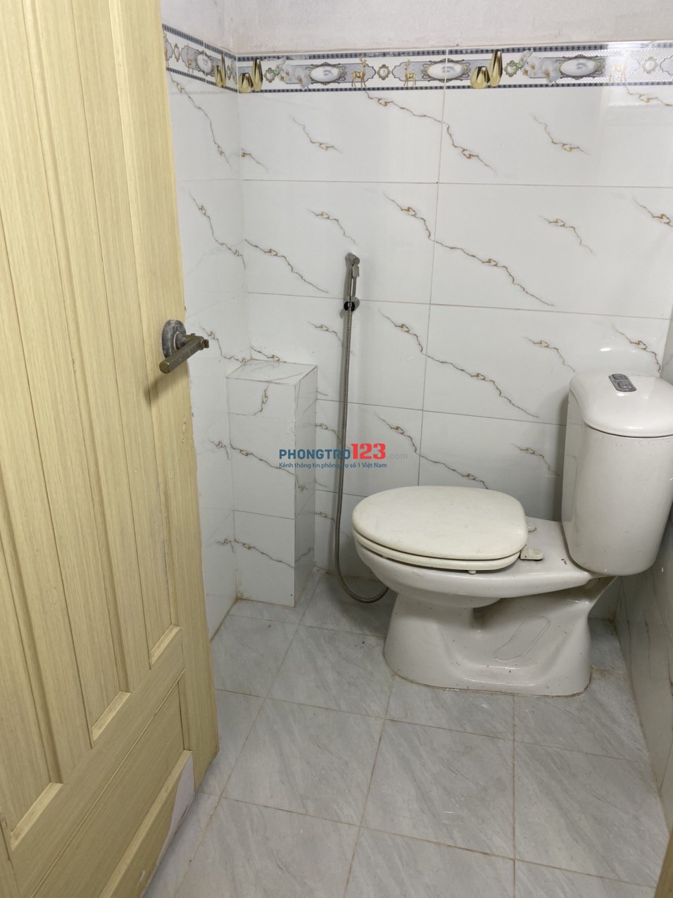 Phòng để ở ngay mặt tiền Huỳnh Tấn Phát