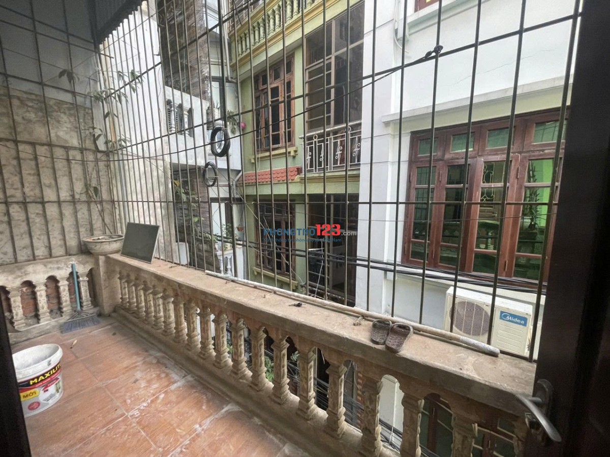 Nhà riêng ngõ 190 hoàng mai dt60m2x2t giá 8tr