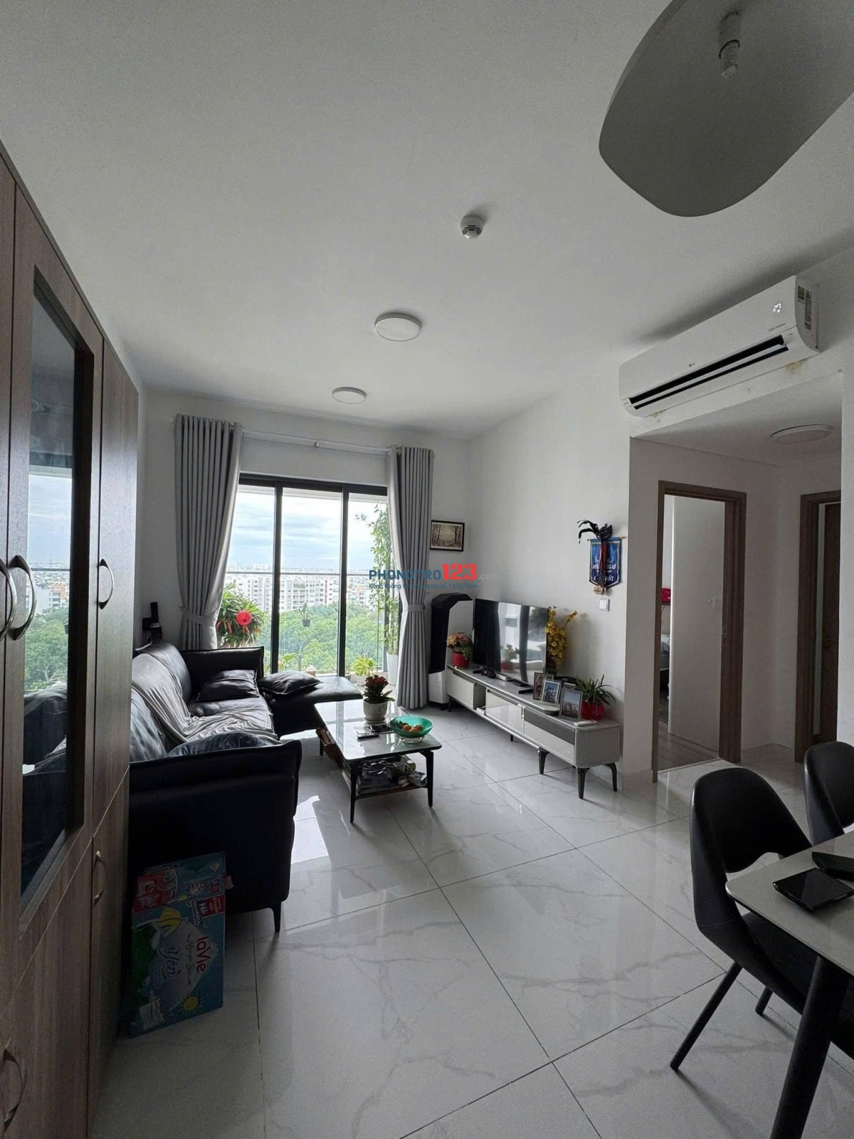 Central Plaza-Phạm Văn Hai 2PN Full Nội thất cho thuê 13,5 Tr/th 72m2 có ban công