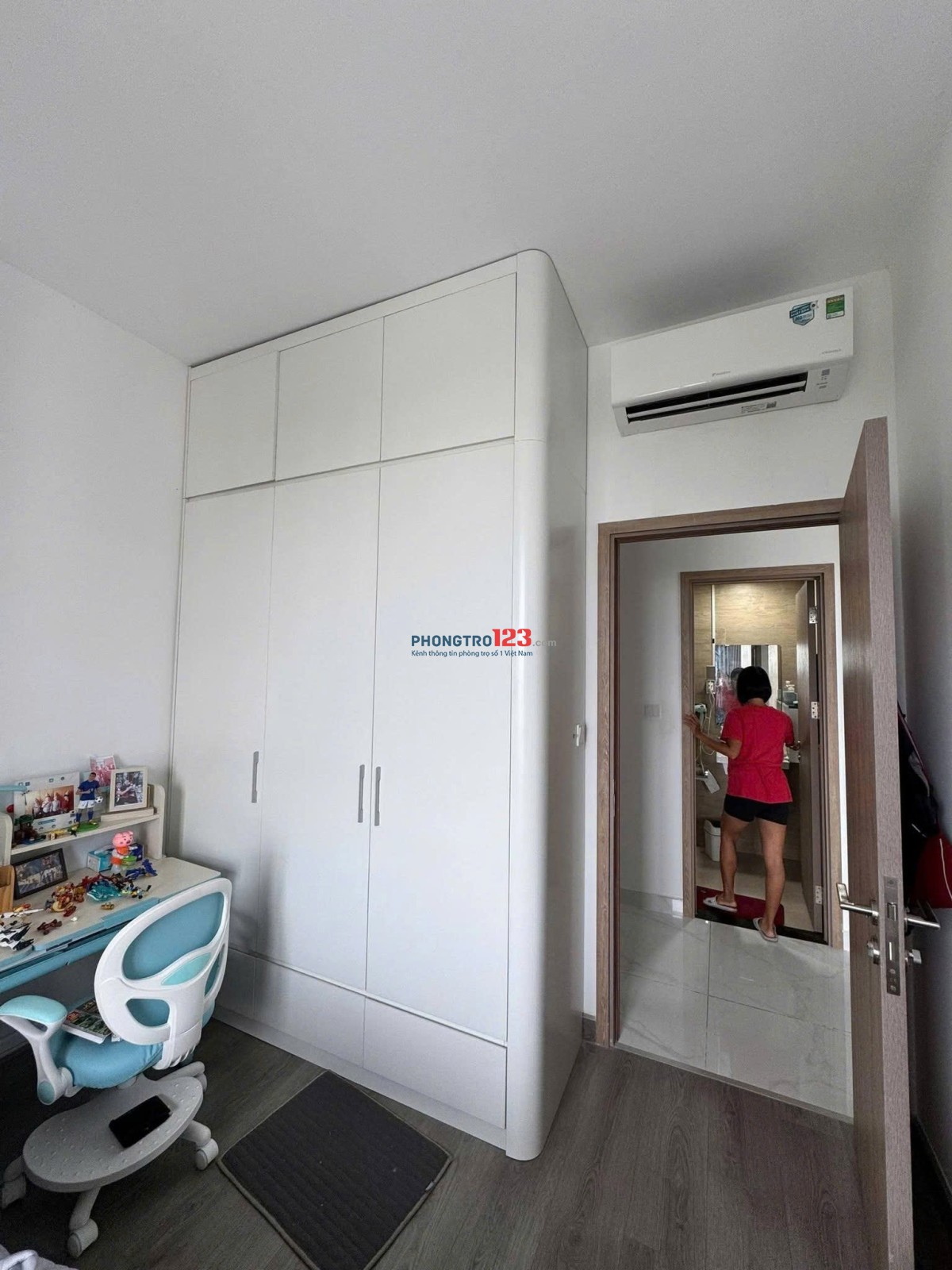 Central Plaza-Phạm Văn Hai 2PN Full Nội thất cho thuê 13,5 Tr/th 72m2 có ban công