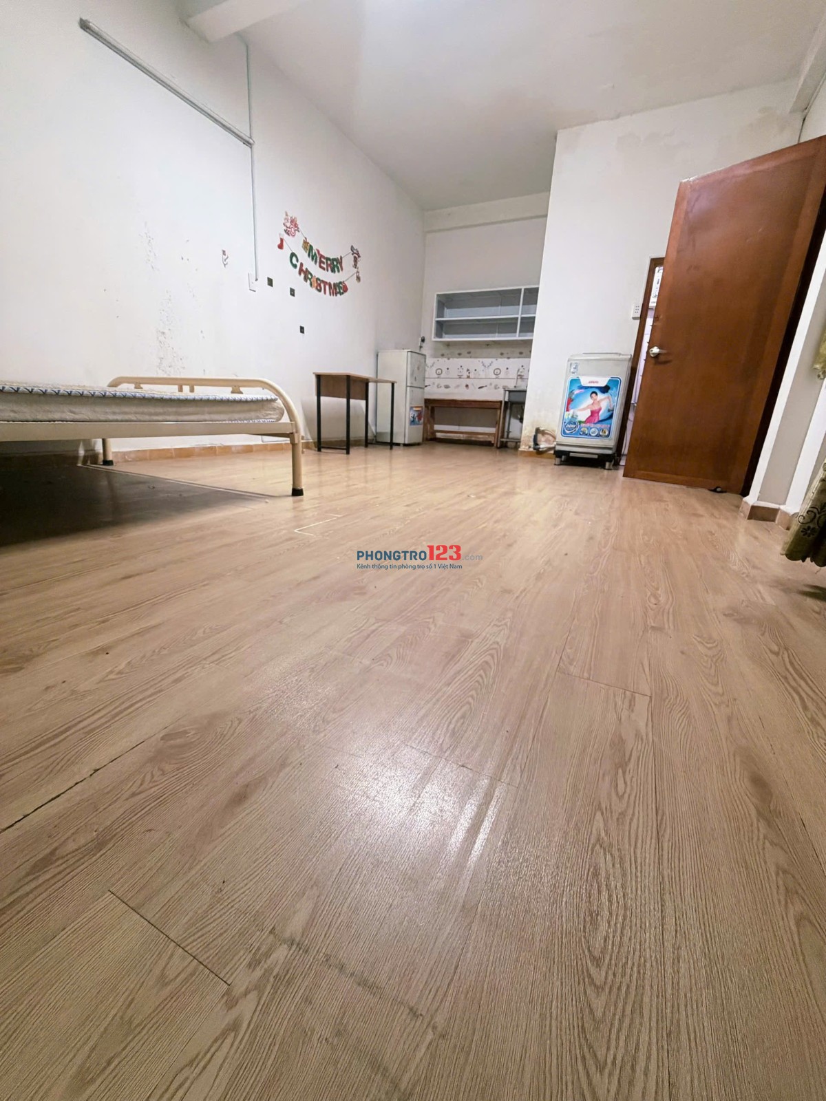 Phòng Lớn 30m2 - Nội Thất - Bình Giã - Cộng Hoà - giá 4tr5
