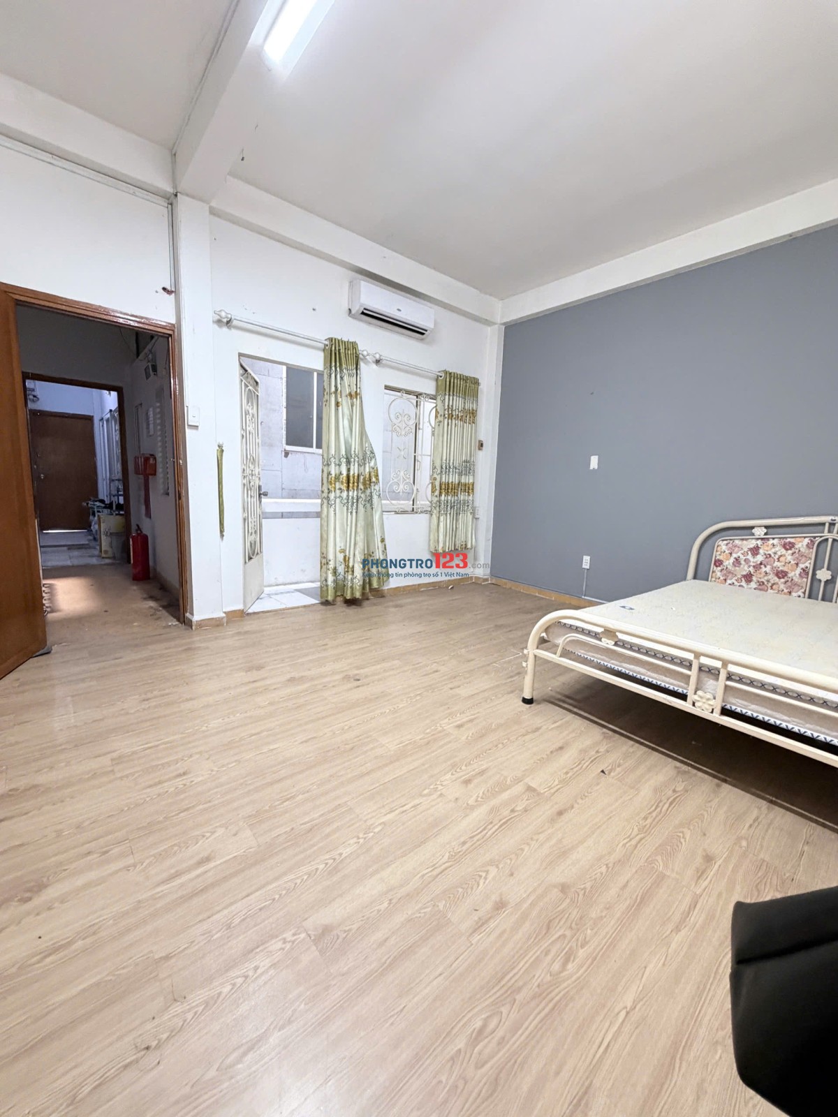 Phòng Lớn 30m2 - Nội Thất - Bình Giã - Cộng Hoà - giá 4tr5