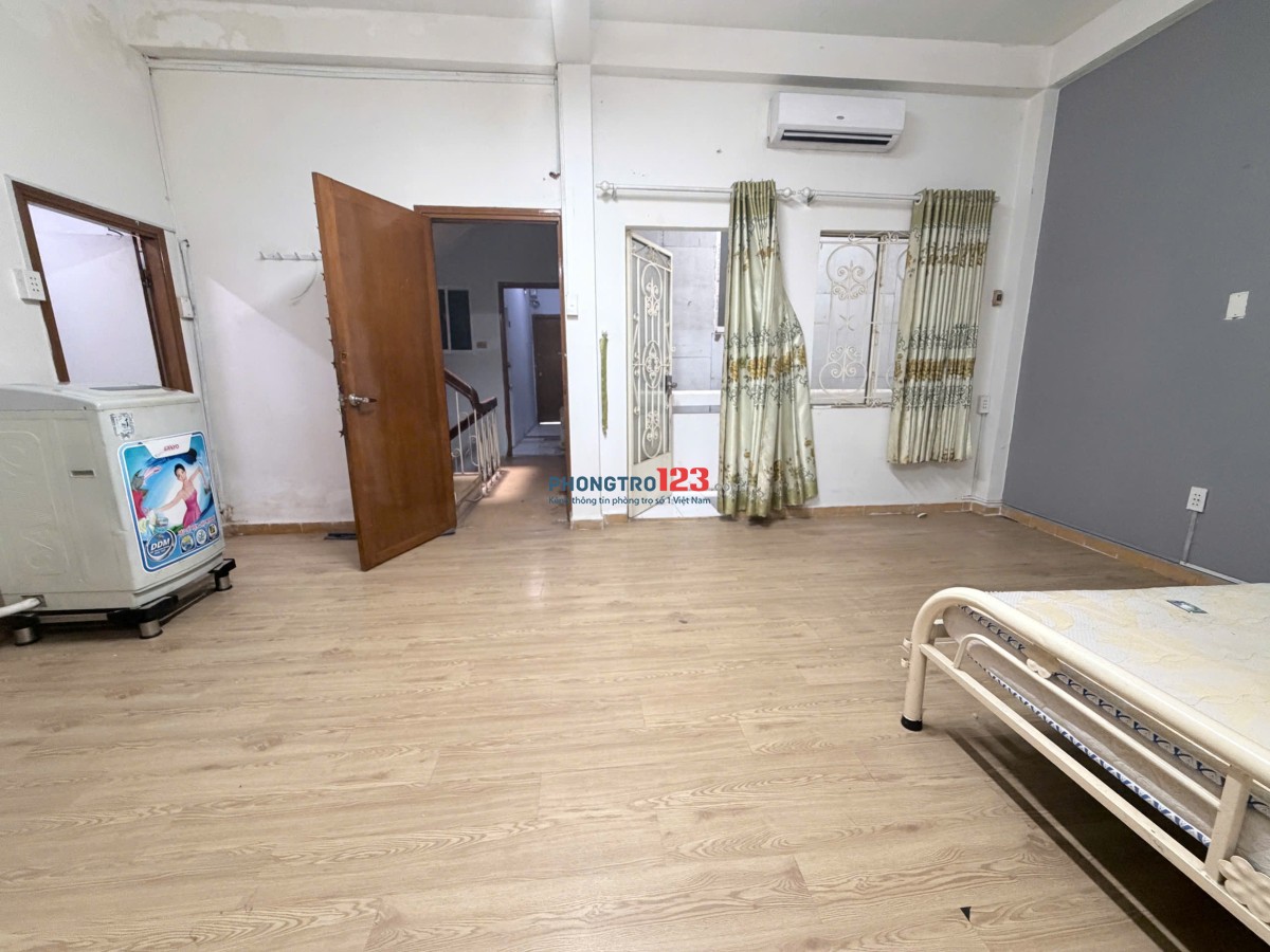 Phòng Lớn 30m2 - Nội Thất - Bình Giã - Cộng Hoà - giá 4tr5