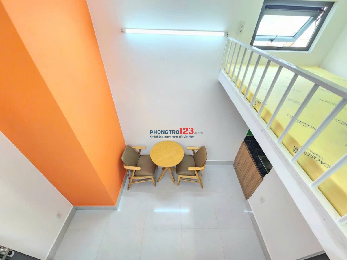 Cho thuê phòng có gác, sân thượng, full nội thất Quận Bình Thạnh gần VLU, HUTECH, FTU2, HIU.
