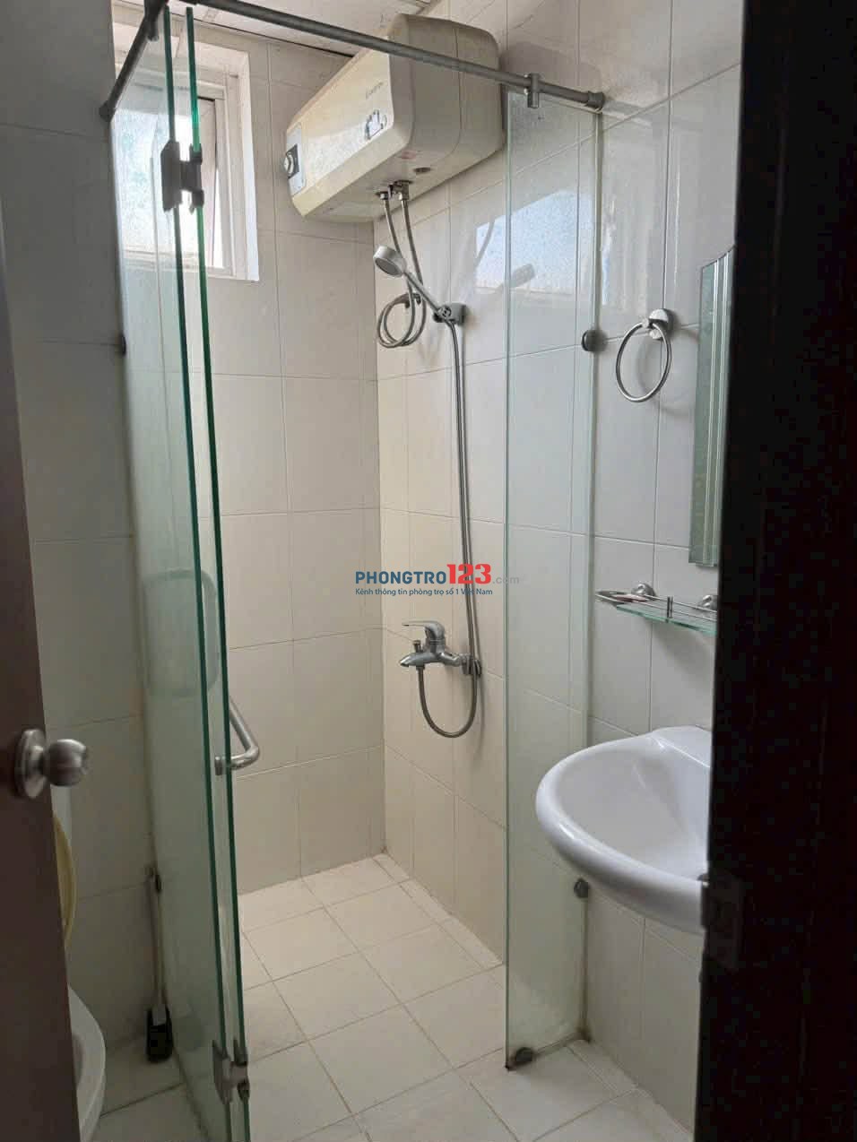 Cho thuê chung cư Đặng Văn Ngữ, Phú Nhuận - 80m2, 2PN giá 14tr/tháng