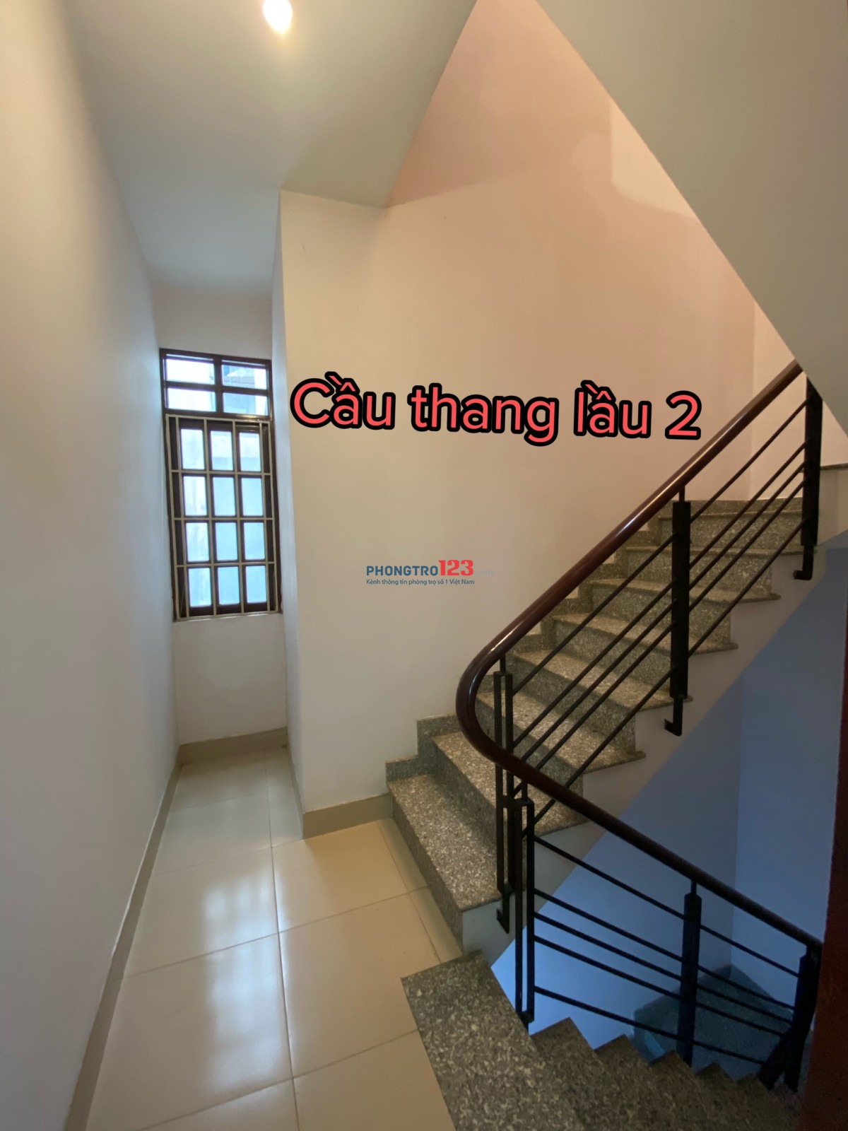 Phòng cho thuê đường Đồ Sơn sát bên Phan Thúc Duyện khu sân bay TSN máy lạnh, toilet riêng
