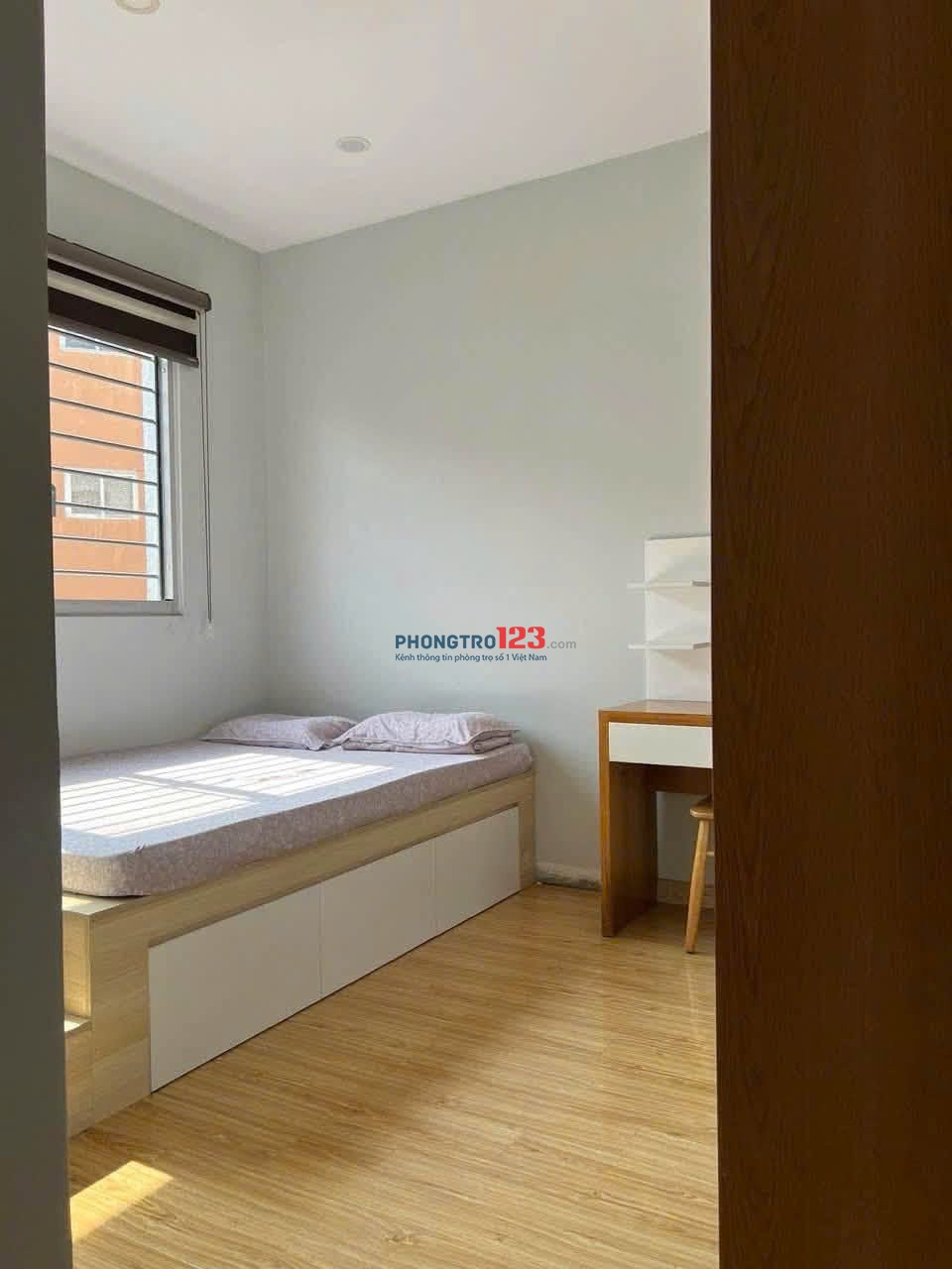 Cho thuê C/c Hoa Sen 3PN 110m2 full Nội Thất giá 13.5 Triệu/th