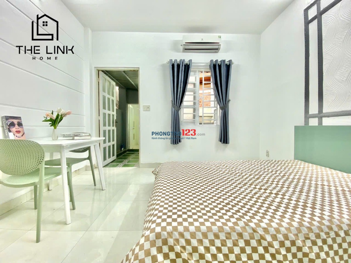PHÒNG FULL NỘI THẤT SIÊU RỘNG TÁCH BẾP NGUYỄN XÍ GẦN ĐẠI HỌC GIAO THÔNG VẬN TẢI, CÔNG NGHỆ, VĂN LANG