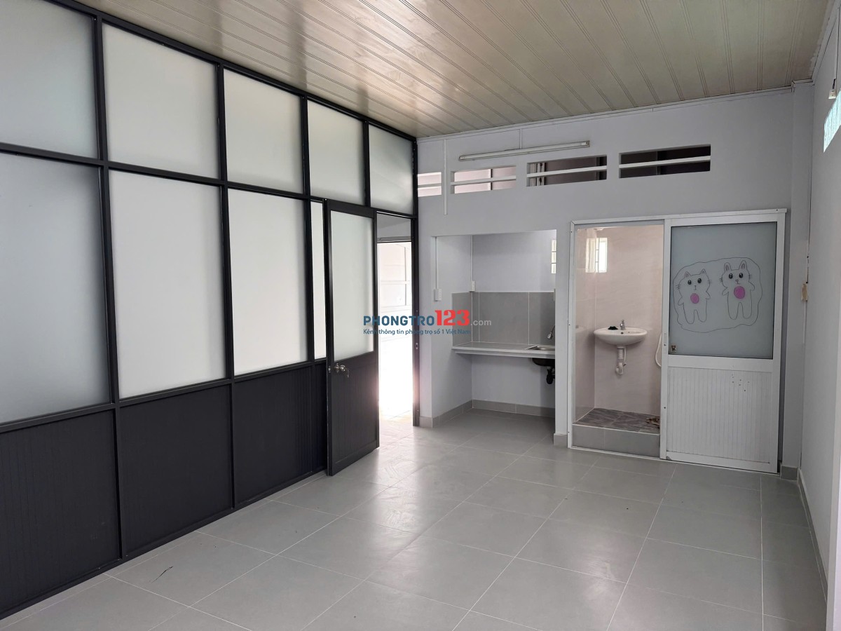  **CHO THUÊ PHÒNG 25m² – GIỜ GIẤC TỰ DO –CÓ BẾP RIÊNG - CHỈ 3.500.000Đ/THÁNG**