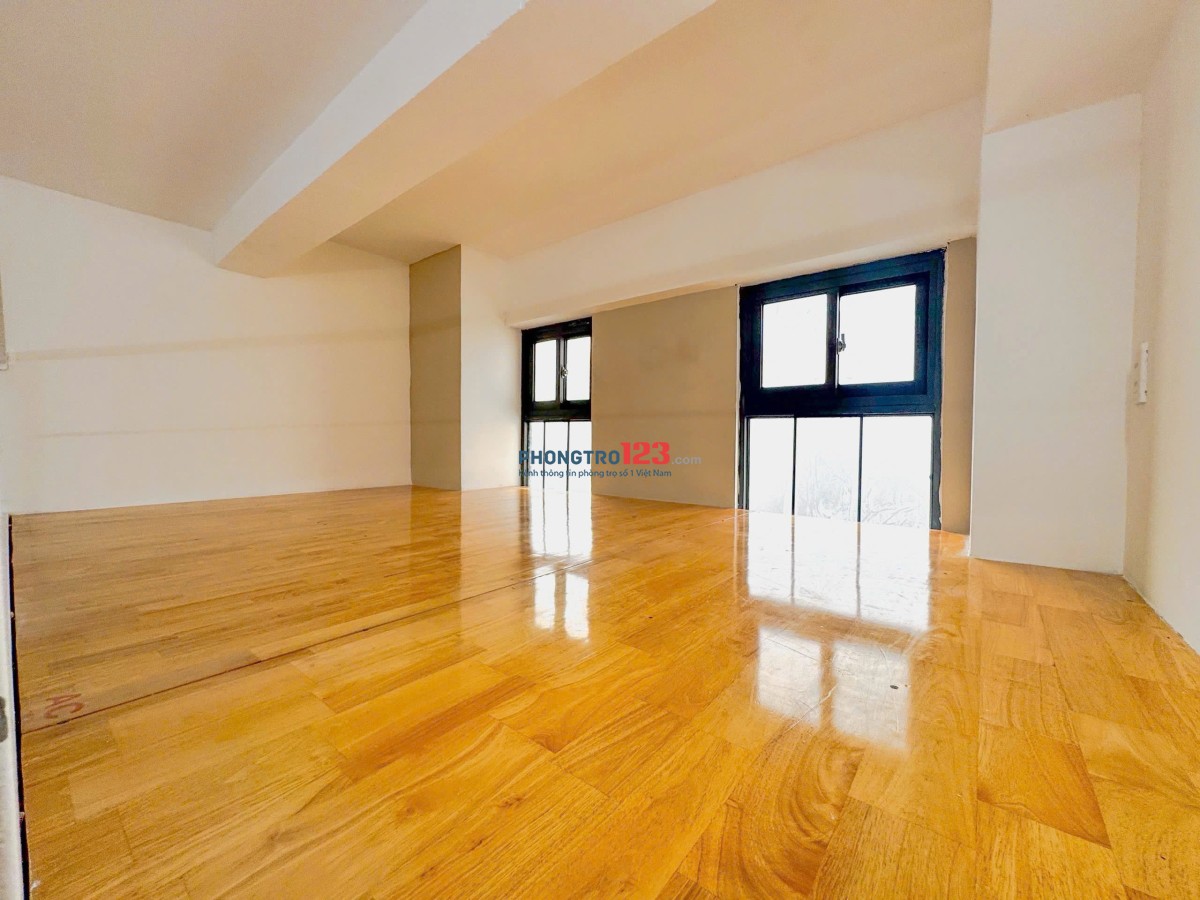 Cho thuê phòng có gác, 30m2, Ngay Đh Ngoại Thương, GTVT, Hutech, Bình Thạnh