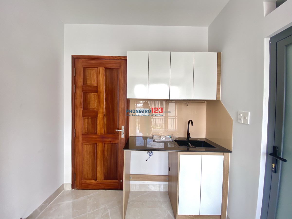 Mới 100% Studio rộng 30m² - ban công - máy giặt riêng gần trường UTH, FTU, Hutech...