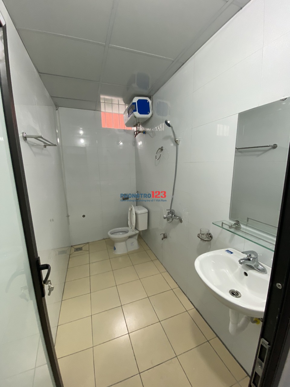 Cho thuê Căn hộ 1N,1K siêu rộng Full đồ tại Số 98/116 Phan Kế Bính, Ba Đình. Chỉ 6.5tr