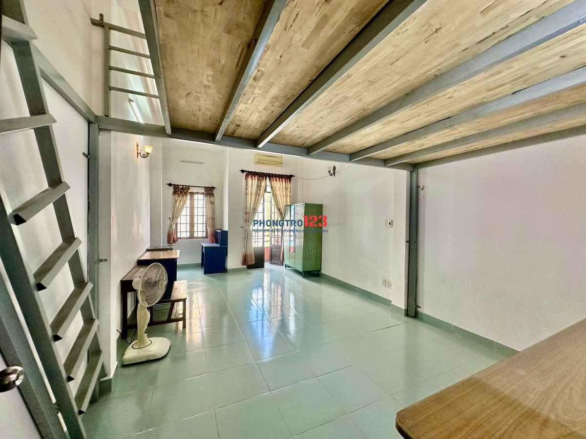 RẺ - 45m2 có gác - ban công - cách Đại Học Văn Hiến 500m - chỉ 5.9tr