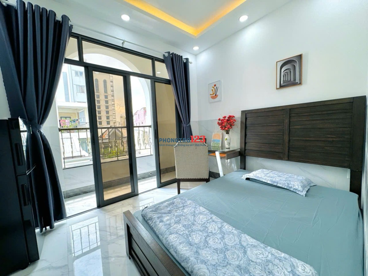 CHO THUÊ PHÒNG TRỌ SINH VIÊN GẦN UEH – NAM KỲ KHỞI NGHĨA Q3 – STUDIO BAN CÔNG, NHÀ MỚI CÓ THANG MÁY
