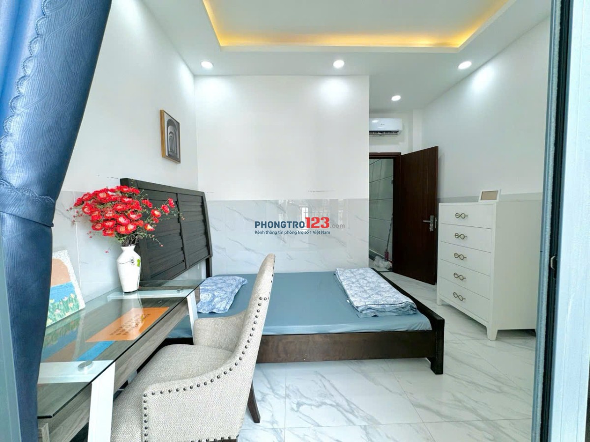 CHO THUÊ PHÒNG TRỌ SINH VIÊN GẦN UEH – NAM KỲ KHỞI NGHĨA Q3 – STUDIO BAN CÔNG, NHÀ MỚI CÓ THANG MÁY