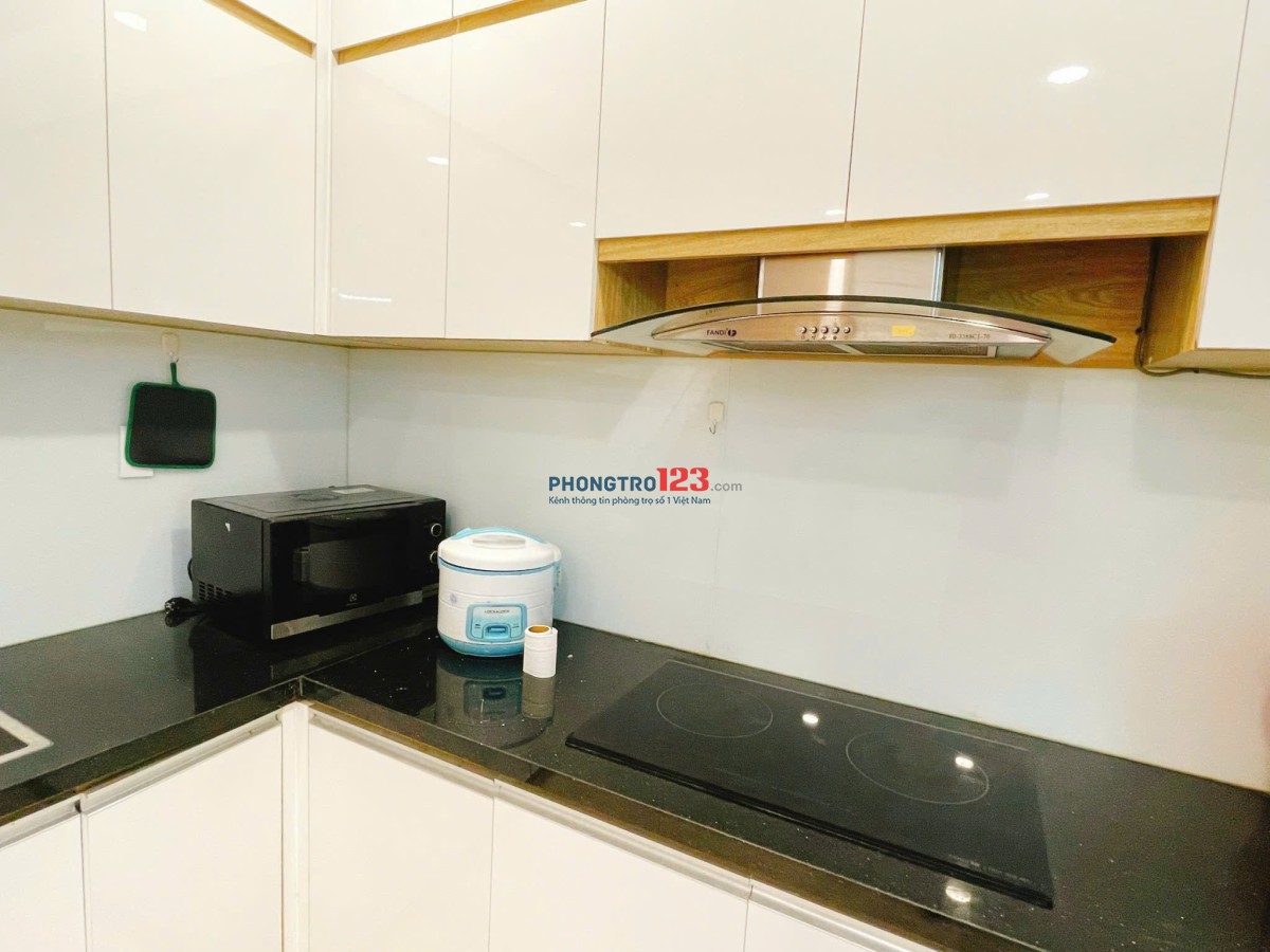 Chung Cư 8X plus- Trường Chinh(Q12)-NTCC-2p-rộng 85m2-giá 9tr5/th