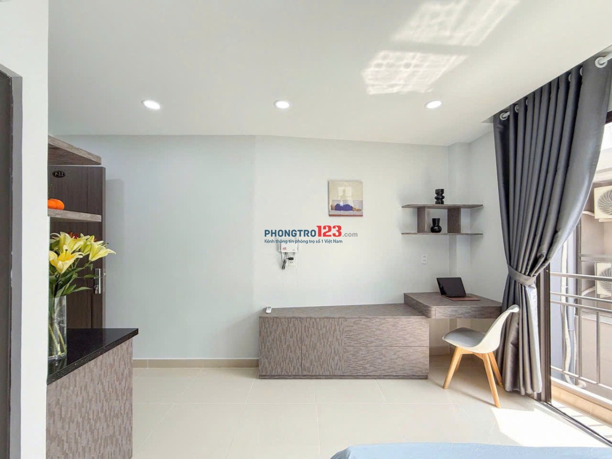 Phòng Trọ Cửa Sổ Trời Lớn Full Nội Thất Bùi Đình Tuý Gần FTU, Hutech, Ngoại Thương, Nguyễn Gia Trí