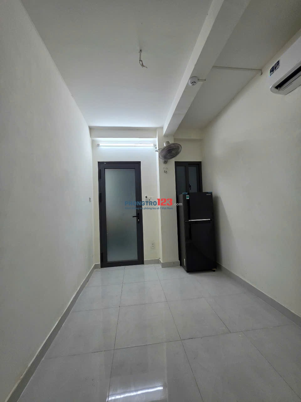 ️ Sinh Viên Chú Ý ! Căn Hộ Sát Bên ĐH HIU, UEF - Chỉ Tính Điện 3k5, Nước 100k/ng - Nhà Thang Máy
