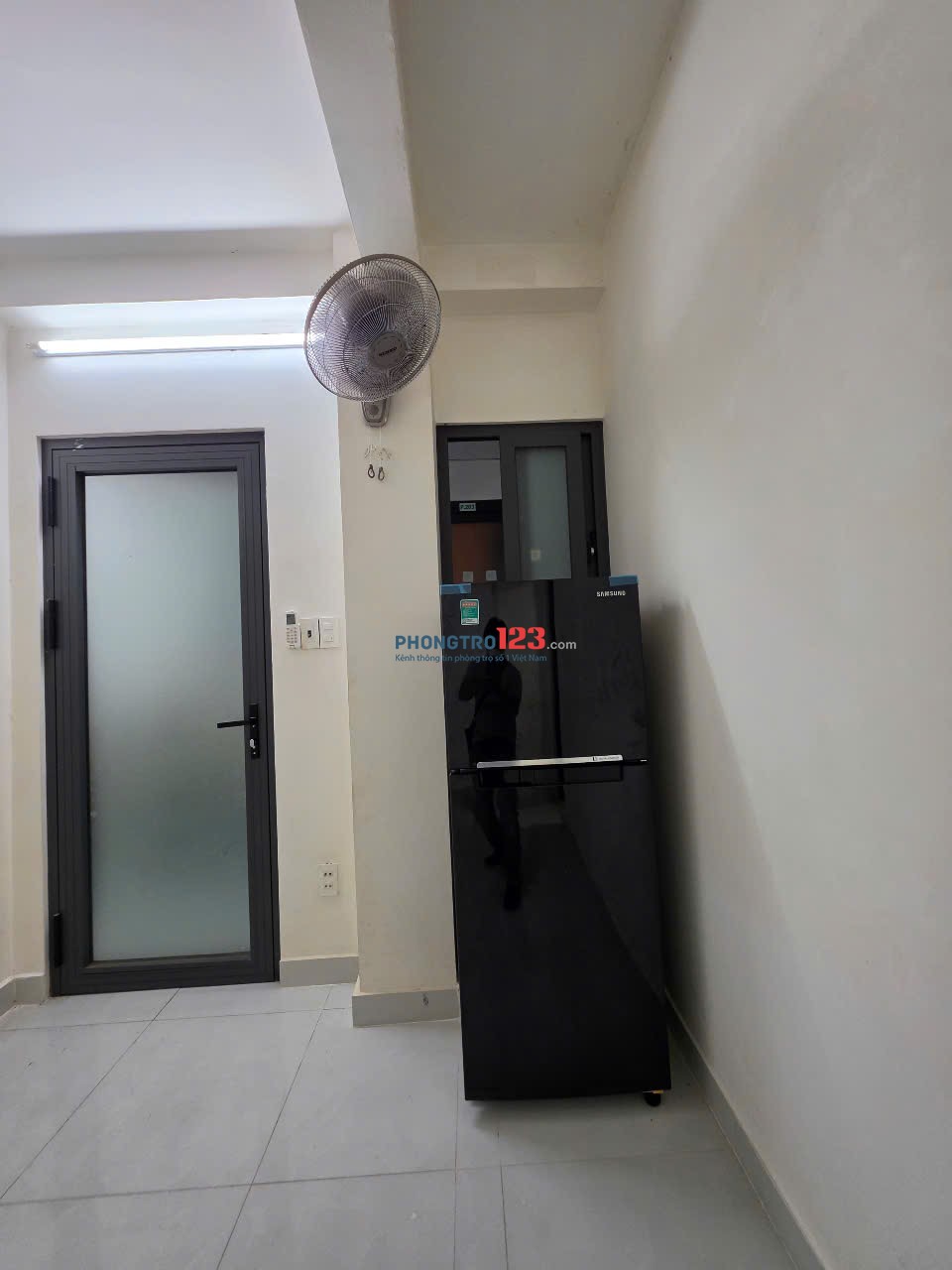 ️ Sinh Viên Chú Ý ! Căn Hộ Sát Bên ĐH HIU, UEF - Chỉ Tính Điện 3k5, Nước 100k/ng - Nhà Thang Máy