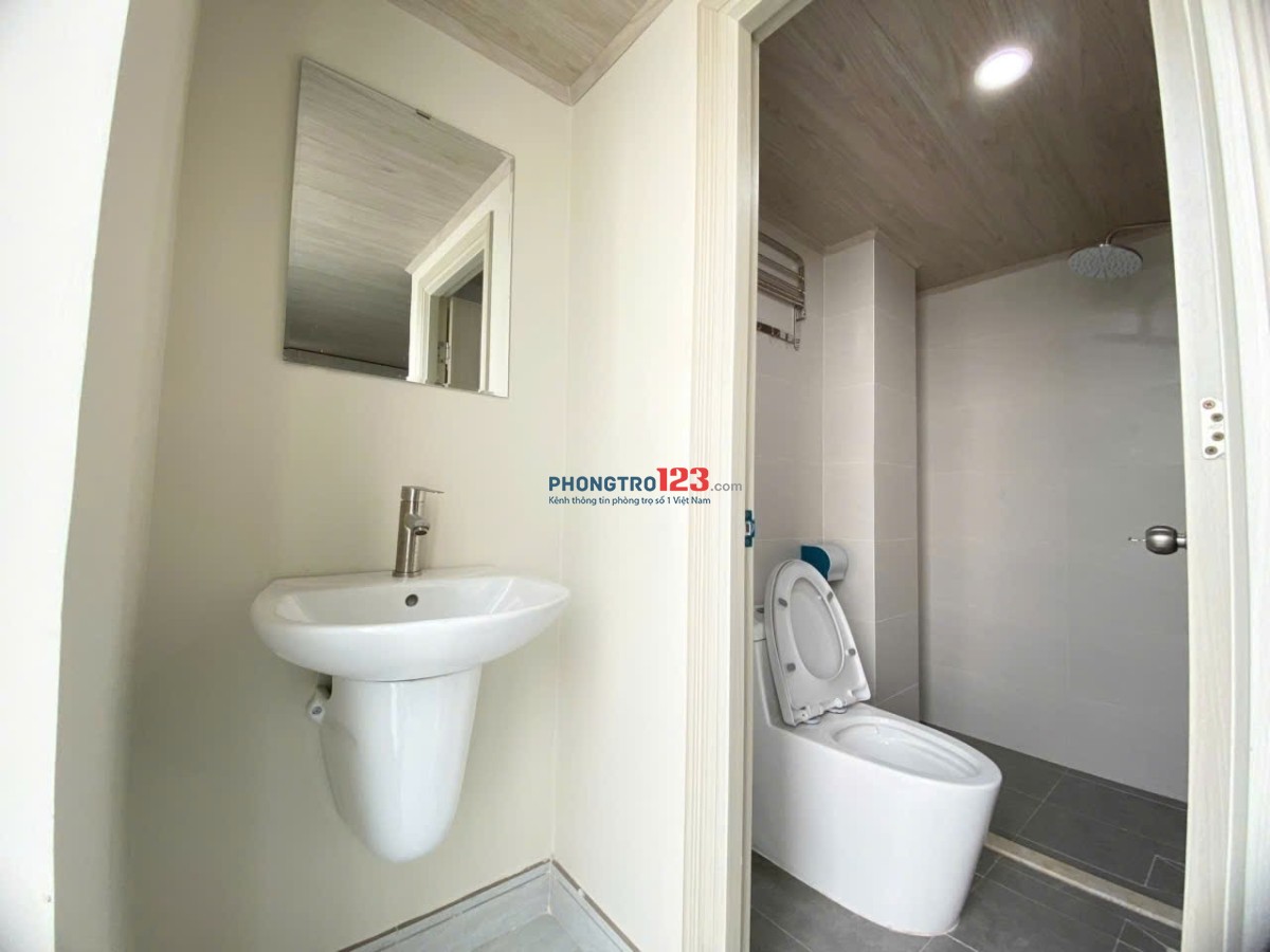 DUPLEX BAN CÔNG CỰC THOÁNG - RỘNG 40M2 GẦN ĐH BÁCH KHOA GIÁP TÂN BÌNH