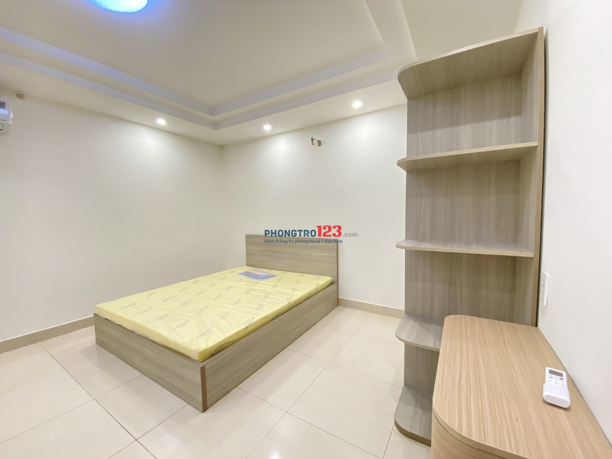 Cho thuê phòng full nội thất, cửa sổ thoáng Phú Nhuận gần VLU, UEF