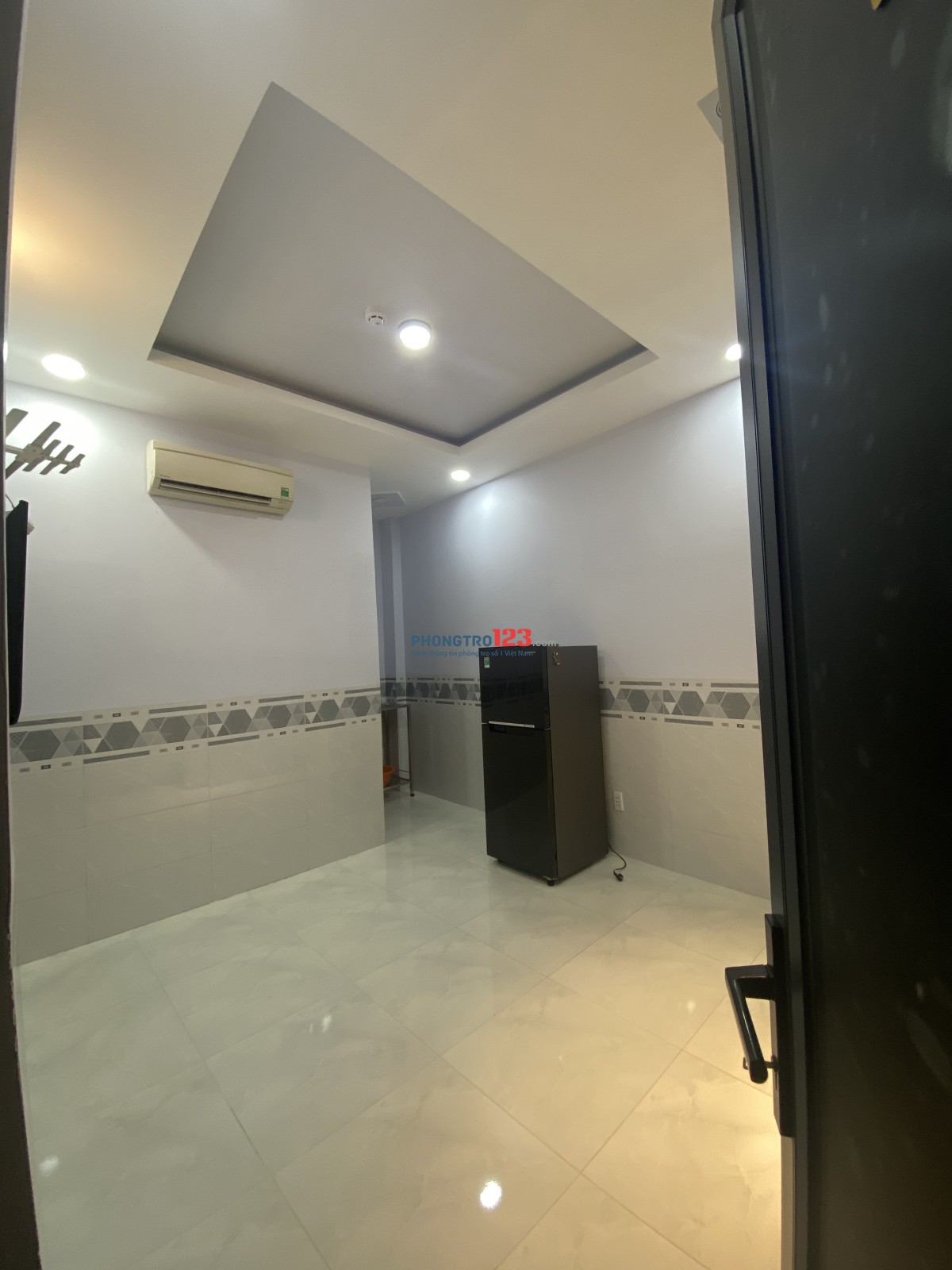 Cho thuê phòng 4 triệu - Lầu 2 và 4