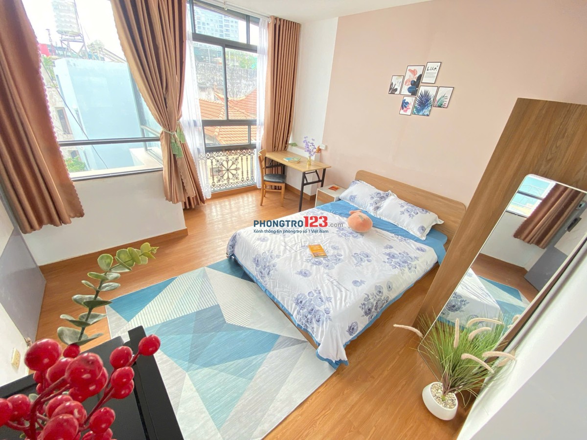 PHÒNG FULL NỘI THẤT CÓ BAN CÔNG GẦN Q1, Q3 ĐH MỞ, ĐH KINH TẾ, ĐH KIẾN TRÚC,…